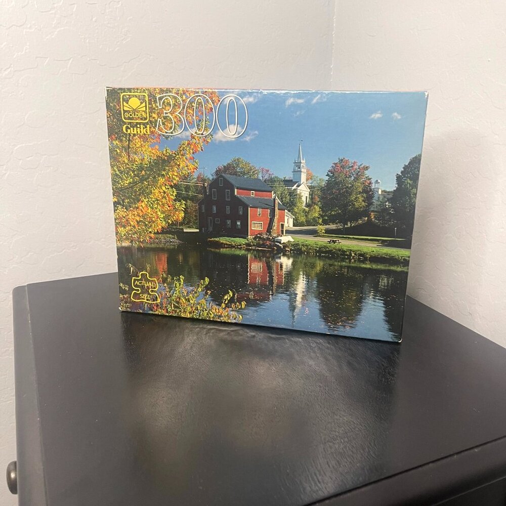 *SOLD* Golden Vintage 1980 East Andover, New Hampshire 300 Piece 14" x 18"